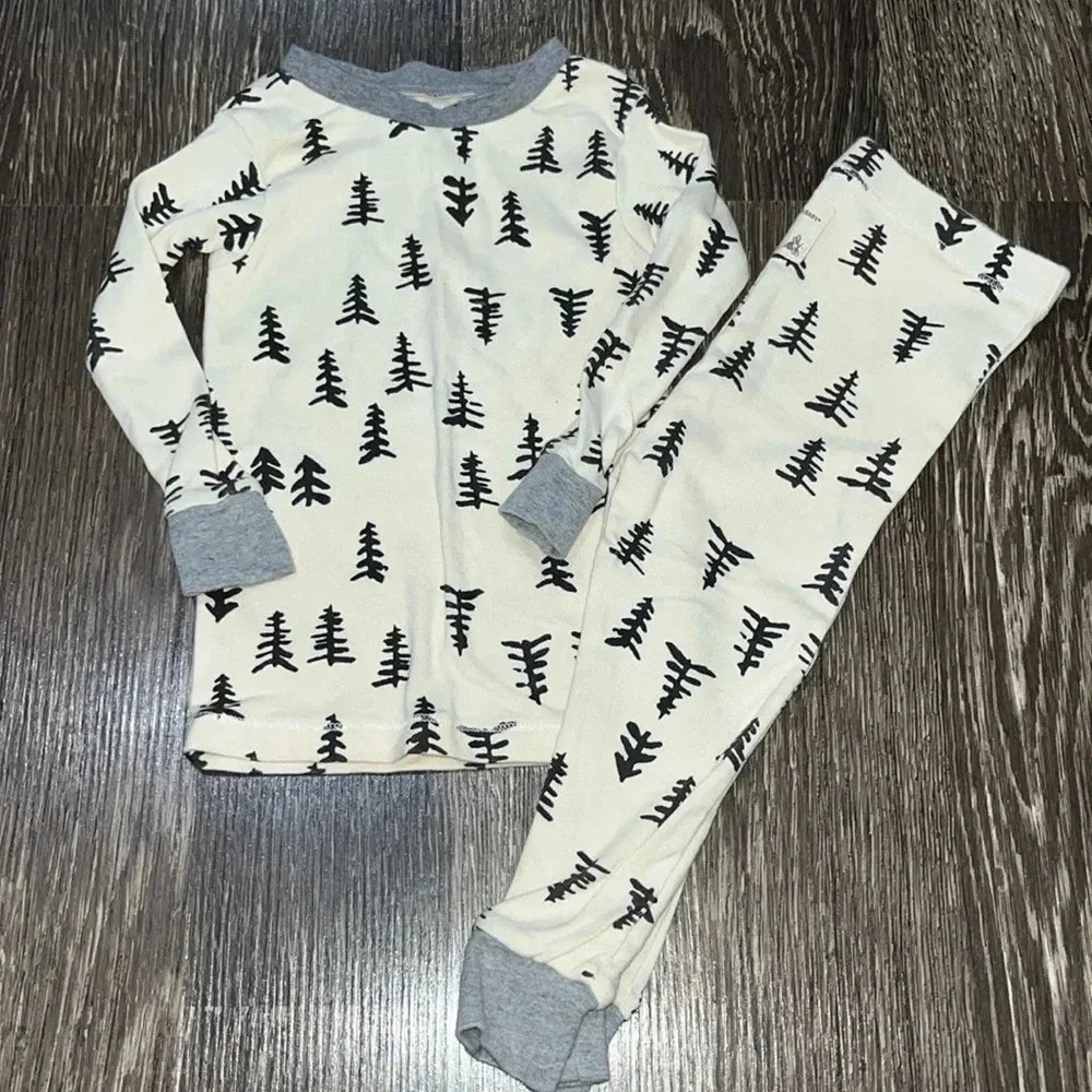 Burt’s Bees baby pajamas 12 months